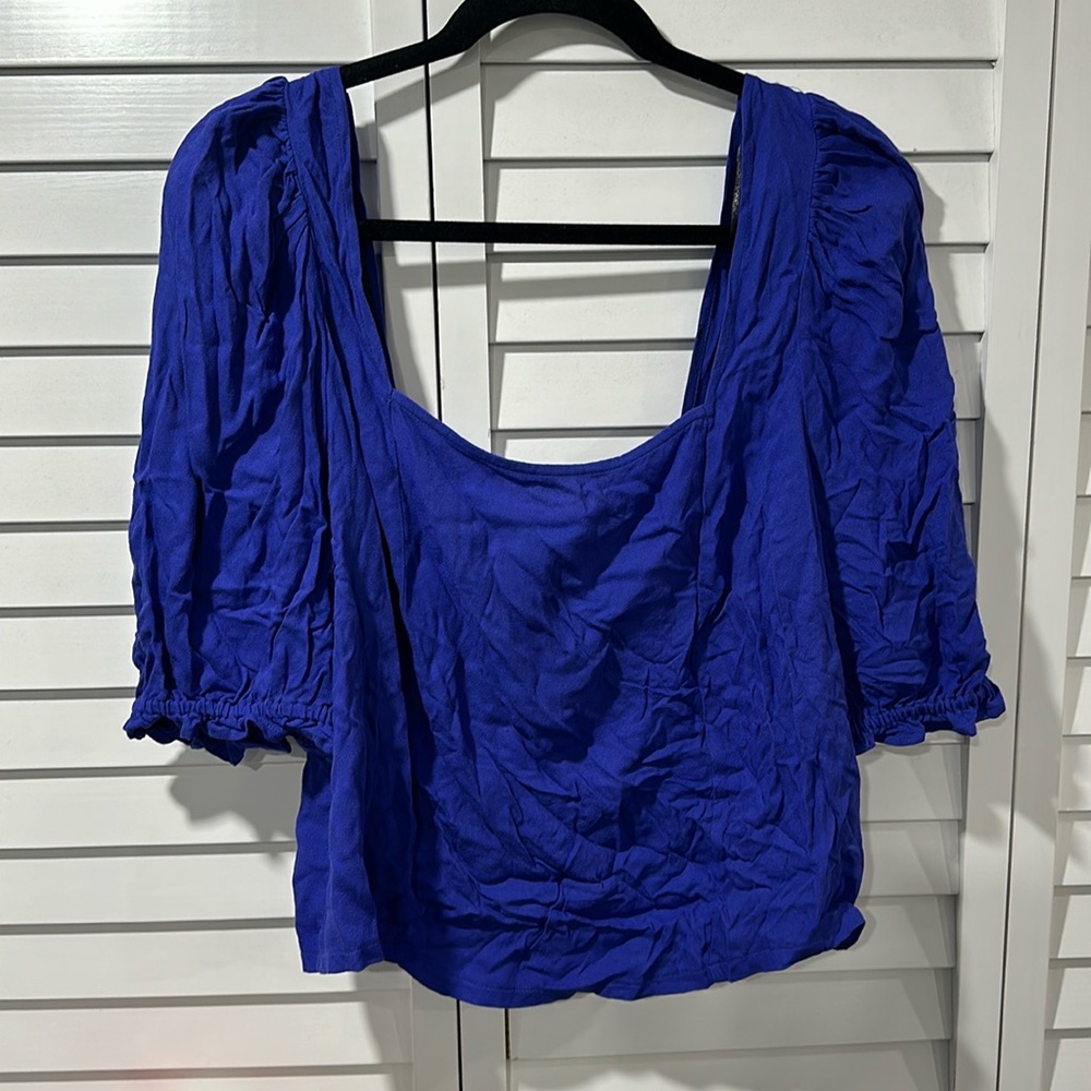Crop top